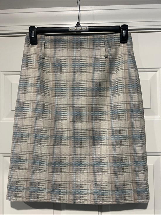 ANTONIO MELANI Dresses & Skirts - Antonio Melani Sz 6 Beige/Blue Pencil Skirt Career Work Business Academia Preppy